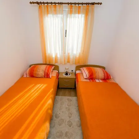 Mare&karlo Apartment Mali Drvenik